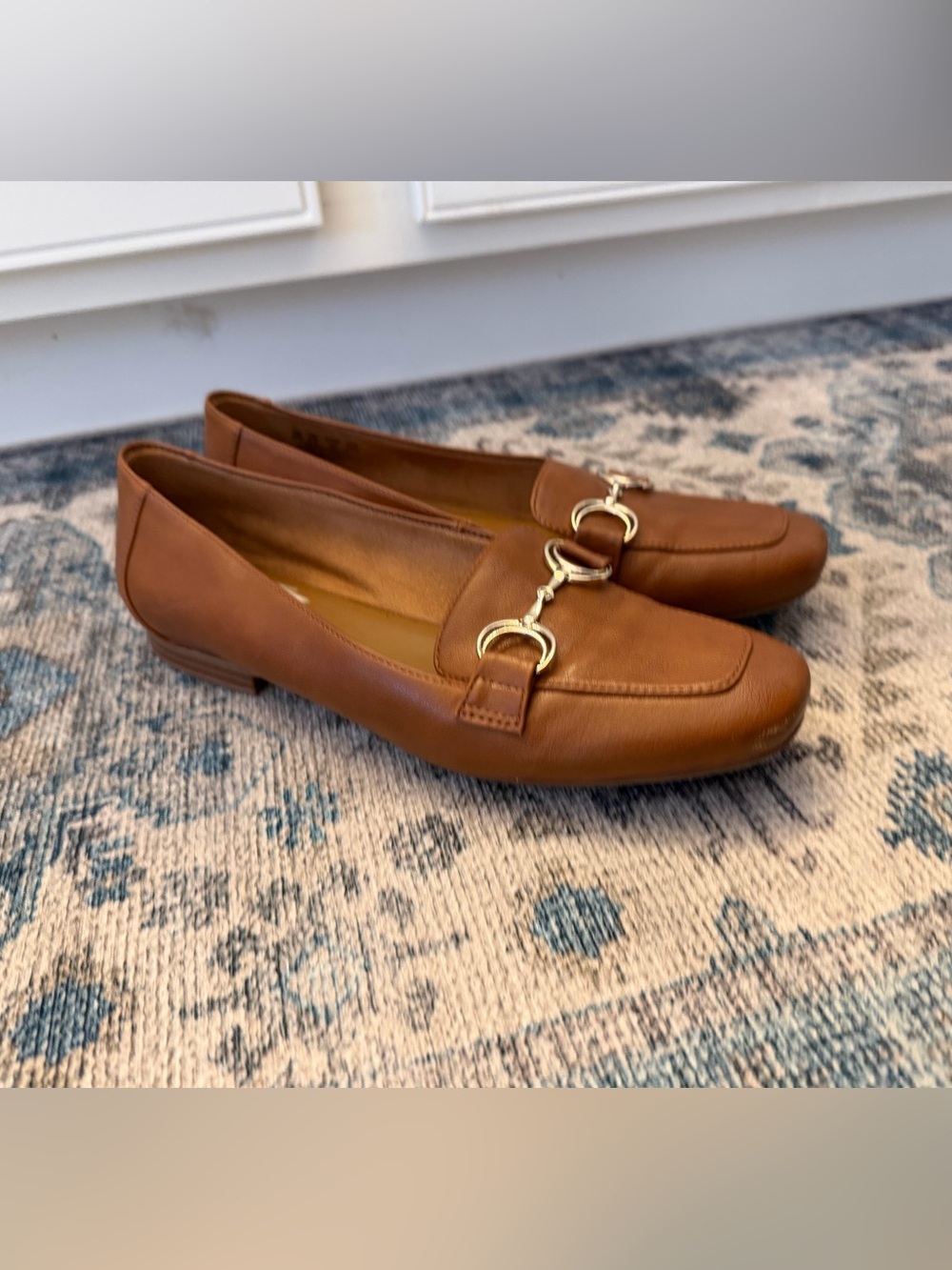 Naturalizer Women's Tan Leather Loafers with Gold Horsebit